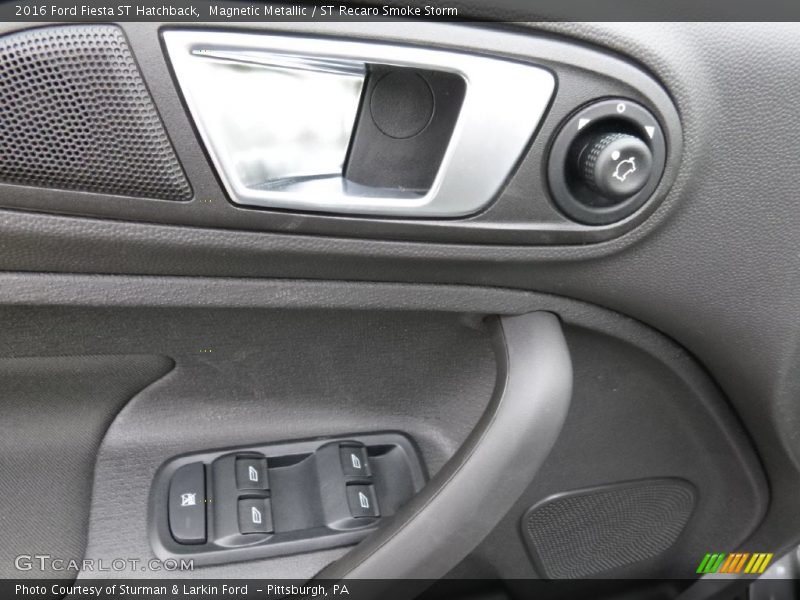 Magnetic Metallic / ST Recaro Smoke Storm 2016 Ford Fiesta ST Hatchback