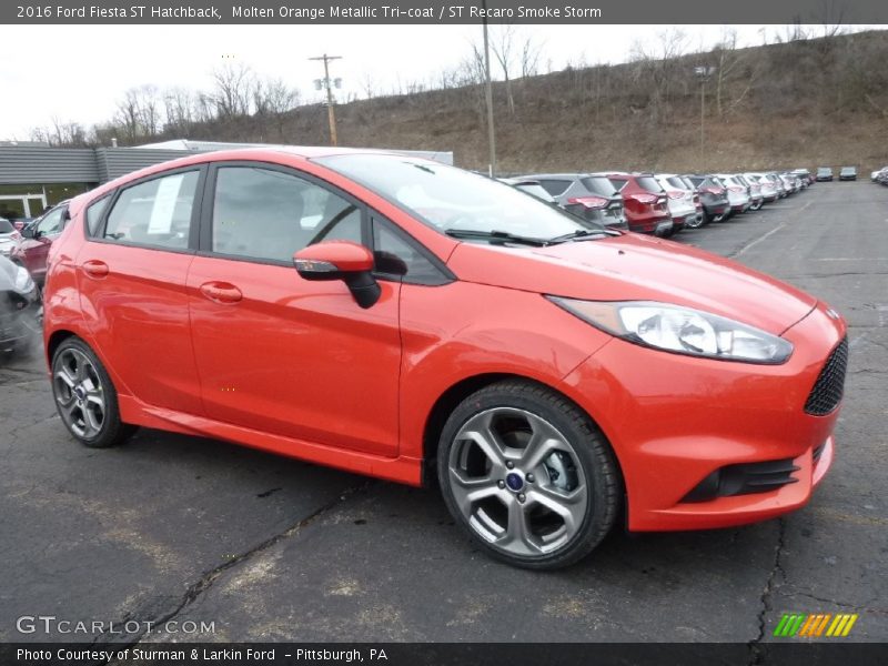 Front 3/4 View of 2016 Fiesta ST Hatchback