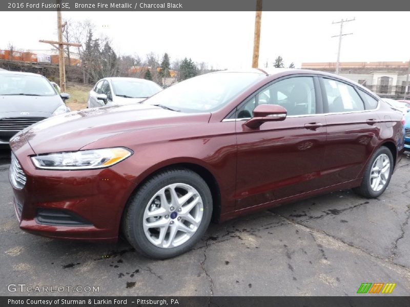 Bronze Fire Metallic / Charcoal Black 2016 Ford Fusion SE