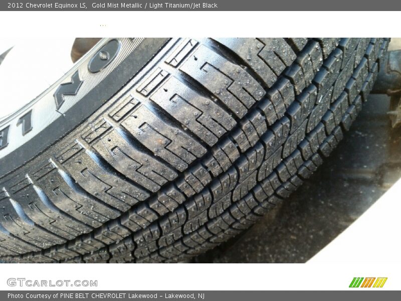 Gold Mist Metallic / Light Titanium/Jet Black 2012 Chevrolet Equinox LS