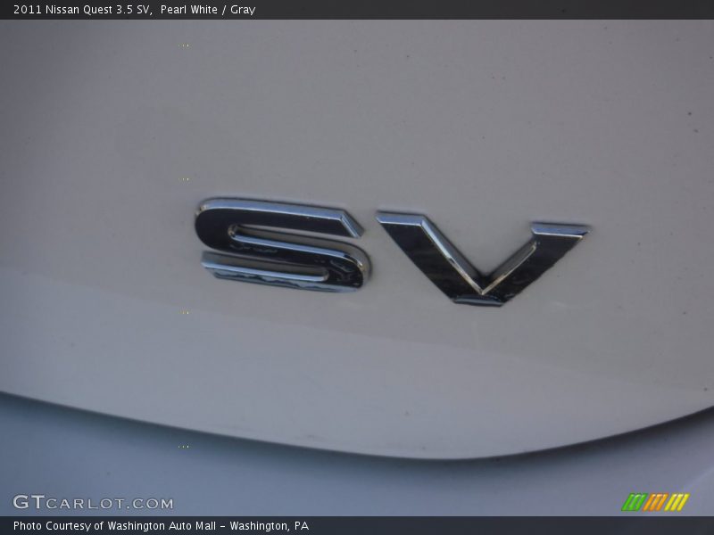 Pearl White / Gray 2011 Nissan Quest 3.5 SV