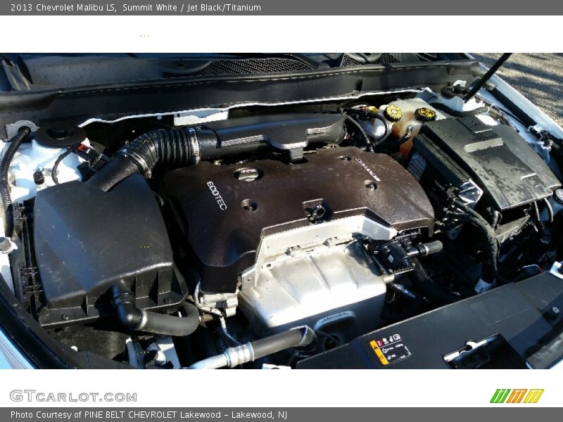 Summit White / Jet Black/Titanium 2013 Chevrolet Malibu LS