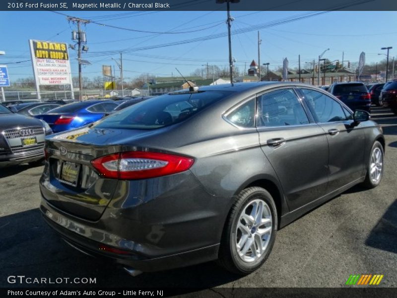Magnetic Metallic / Charcoal Black 2016 Ford Fusion SE