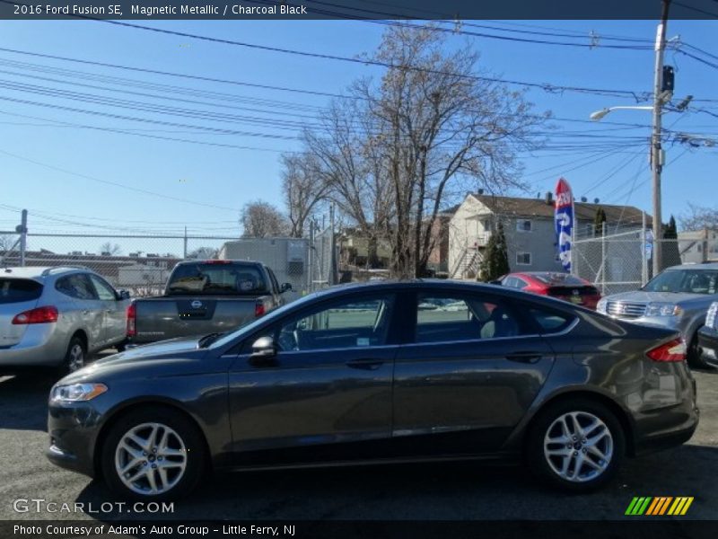Magnetic Metallic / Charcoal Black 2016 Ford Fusion SE