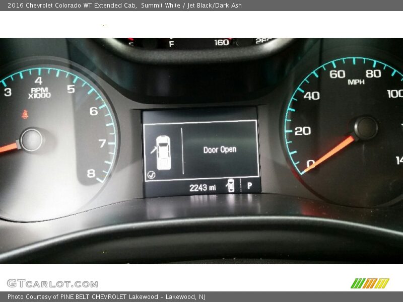 Summit White / Jet Black/Dark Ash 2016 Chevrolet Colorado WT Extended Cab