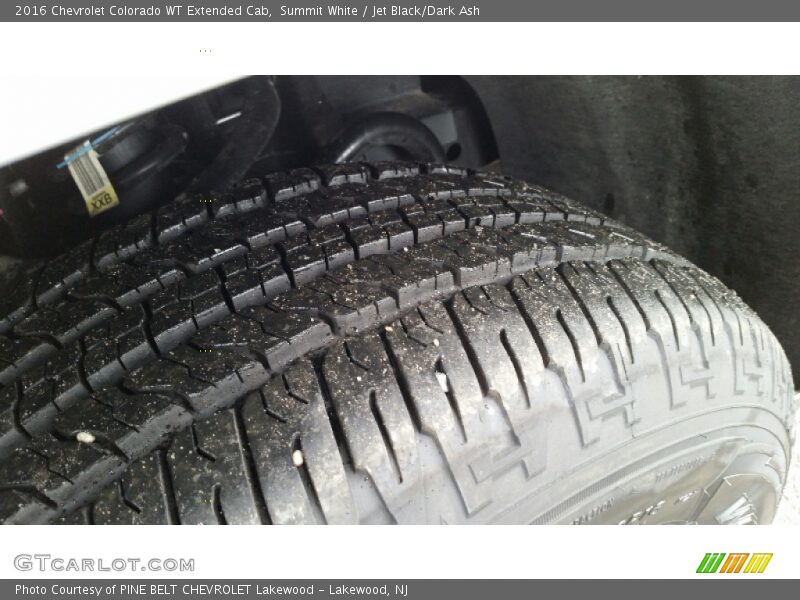 Summit White / Jet Black/Dark Ash 2016 Chevrolet Colorado WT Extended Cab