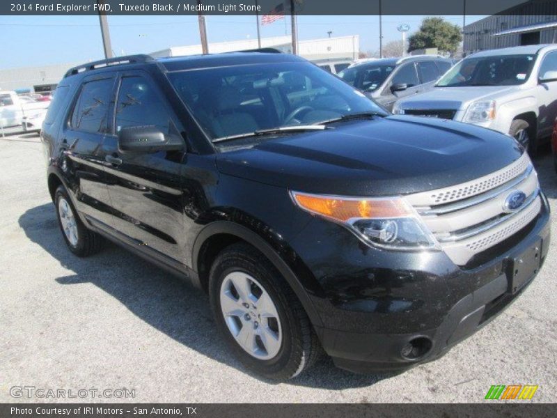Tuxedo Black / Medium Light Stone 2014 Ford Explorer FWD