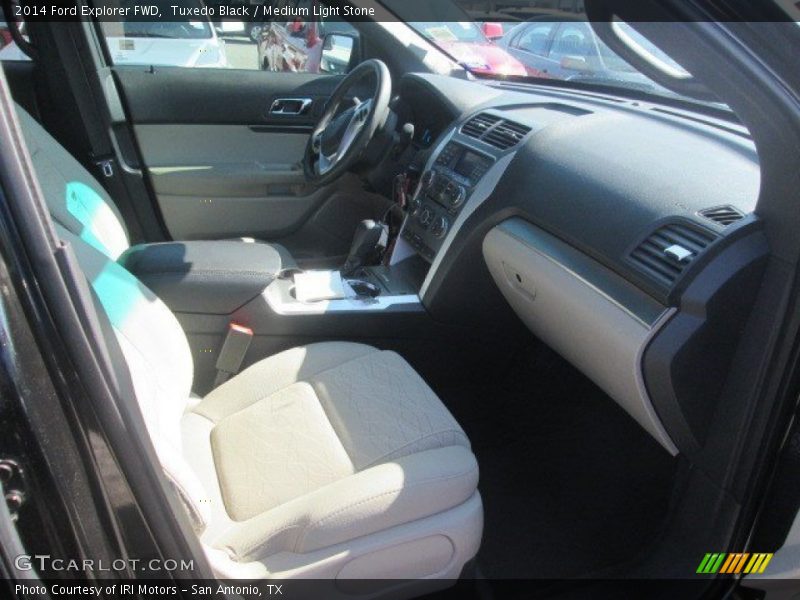 Tuxedo Black / Medium Light Stone 2014 Ford Explorer FWD