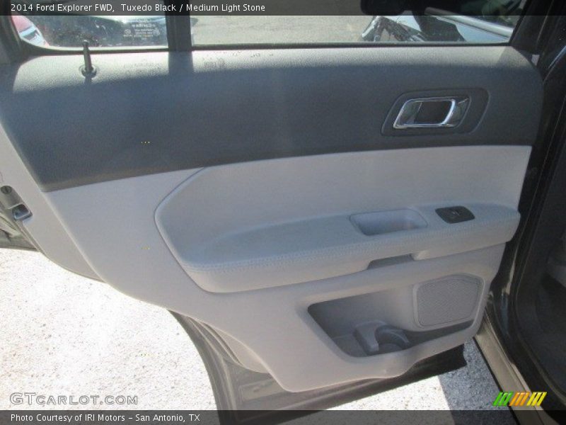 Tuxedo Black / Medium Light Stone 2014 Ford Explorer FWD