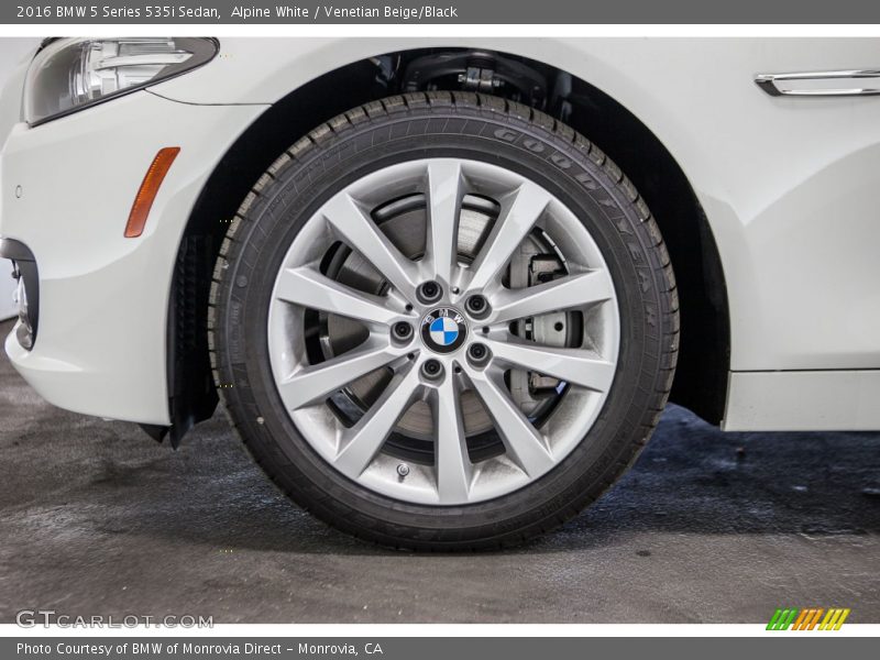 Alpine White / Venetian Beige/Black 2016 BMW 5 Series 535i Sedan