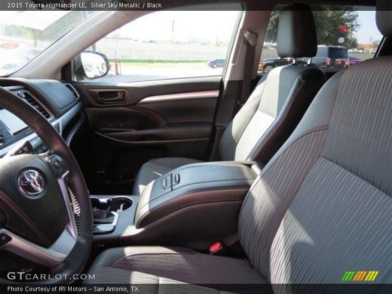 Silver Sky Metallic / Black 2015 Toyota Highlander LE