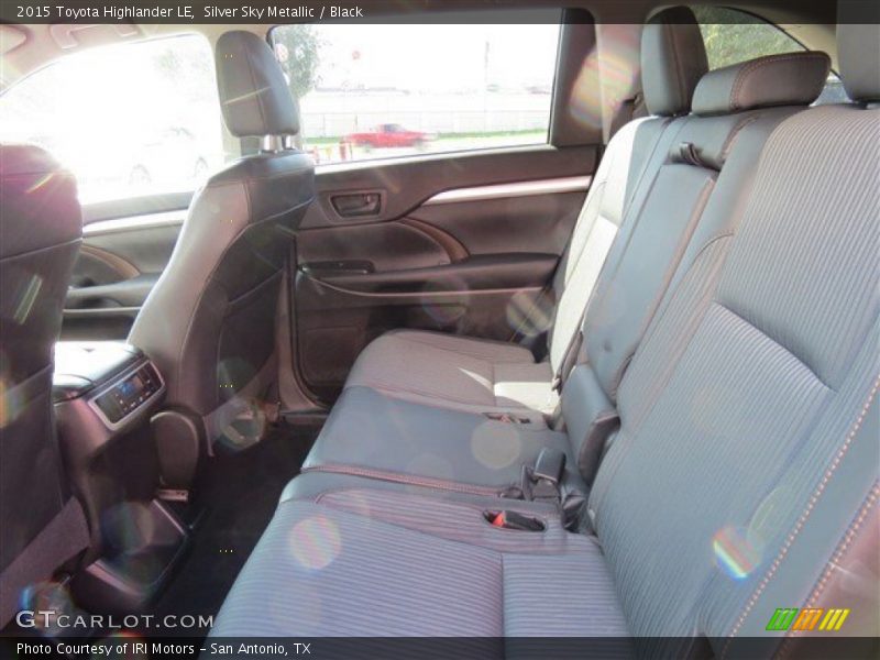Silver Sky Metallic / Black 2015 Toyota Highlander LE
