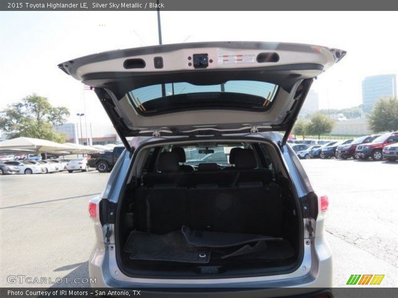Silver Sky Metallic / Black 2015 Toyota Highlander LE