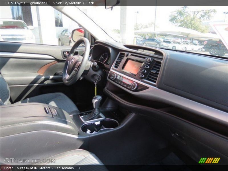 Silver Sky Metallic / Black 2015 Toyota Highlander LE