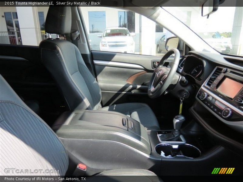 Silver Sky Metallic / Black 2015 Toyota Highlander LE