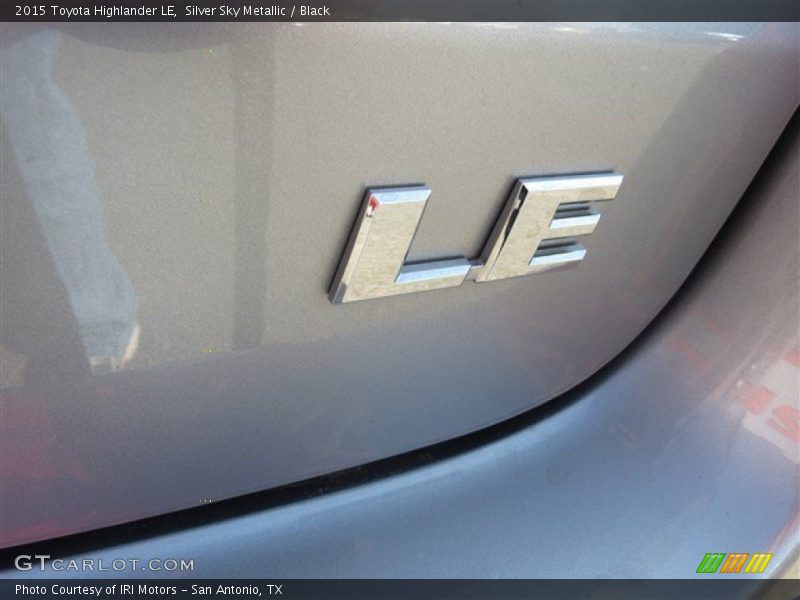 Silver Sky Metallic / Black 2015 Toyota Highlander LE