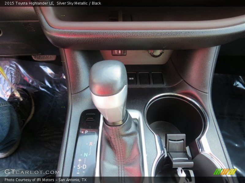Silver Sky Metallic / Black 2015 Toyota Highlander LE