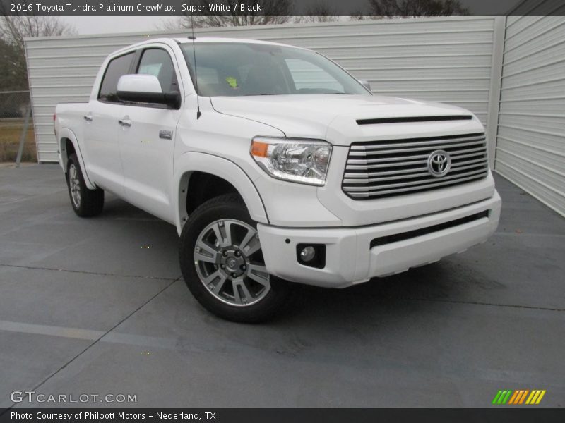 Front 3/4 View of 2016 Tundra Platinum CrewMax