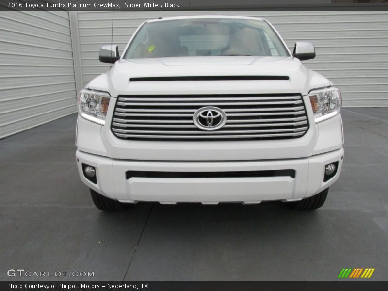 Super White / Black 2016 Toyota Tundra Platinum CrewMax