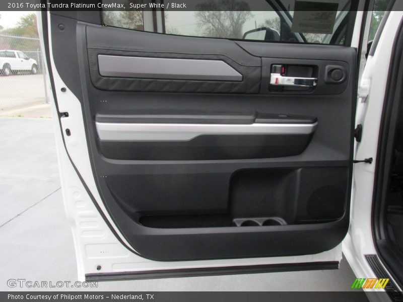 Door Panel of 2016 Tundra Platinum CrewMax