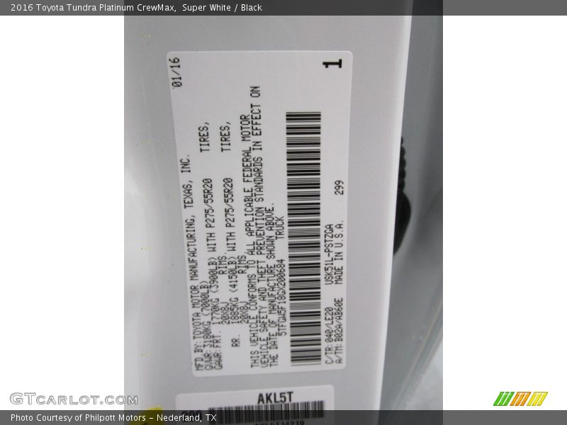 2016 Tundra Platinum CrewMax Super White Color Code 040