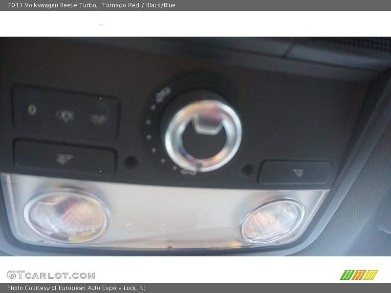 Tornado Red / Black/Blue 2013 Volkswagen Beetle Turbo