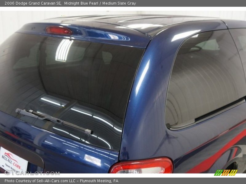 Midnight Blue Pearl / Medium Slate Gray 2006 Dodge Grand Caravan SE