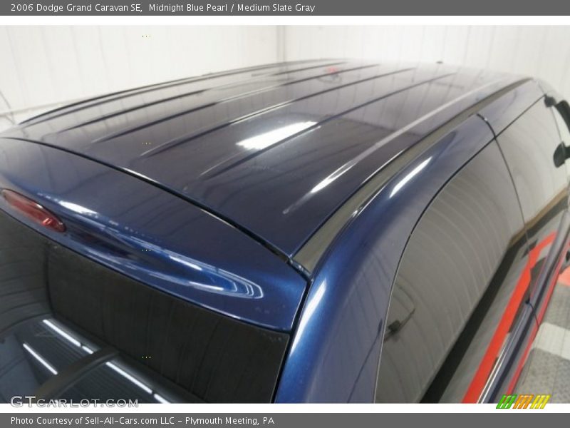 Midnight Blue Pearl / Medium Slate Gray 2006 Dodge Grand Caravan SE