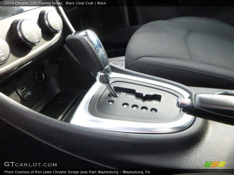Black Clear Coat / Black 2014 Chrysler 200 Touring Sedan