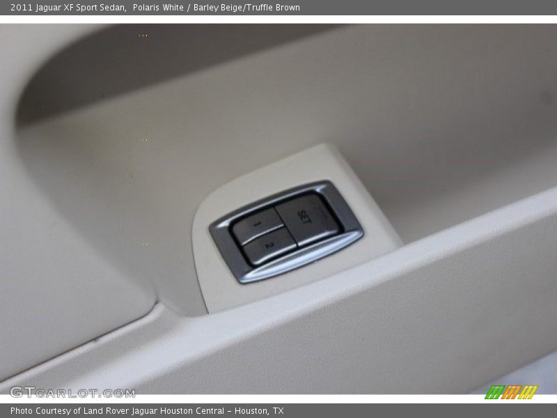 Polaris White / Barley Beige/Truffle Brown 2011 Jaguar XF Sport Sedan