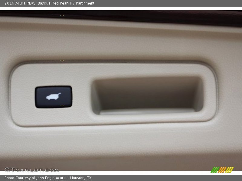 Basque Red Pearl II / Parchment 2016 Acura RDX