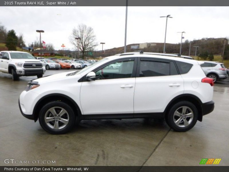 Super White / Ash 2015 Toyota RAV4 XLE