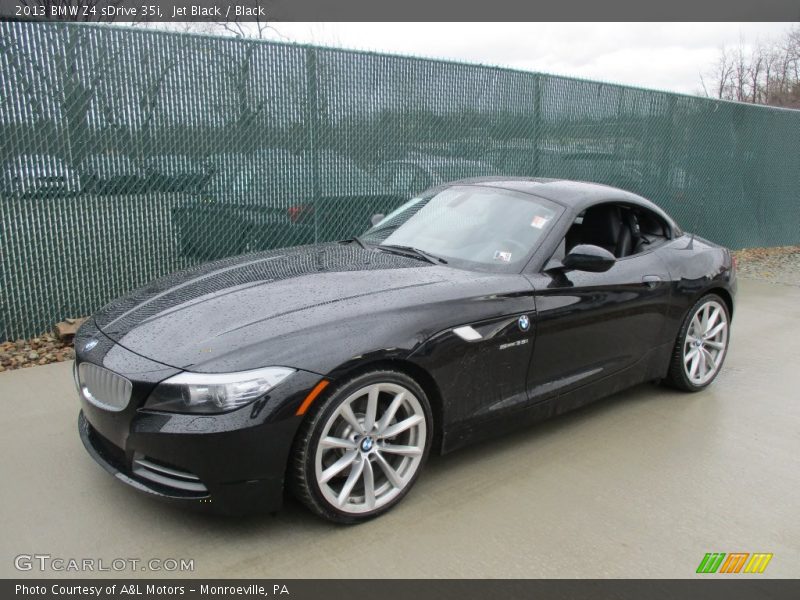 Front 3/4 View of 2013 Z4 sDrive 35i