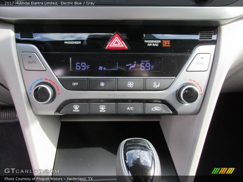 Controls of 2017 Elantra Limited