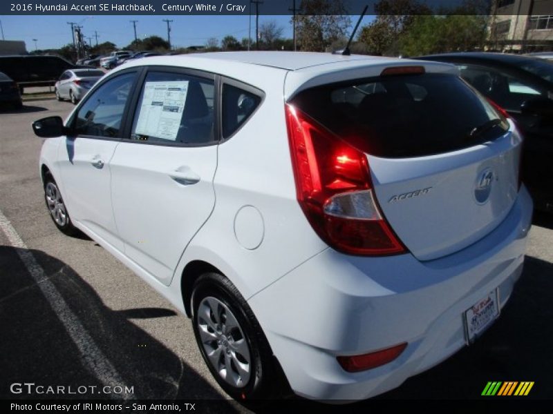 Century White / Gray 2016 Hyundai Accent SE Hatchback