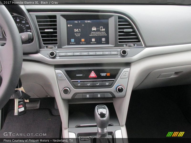 Black / Gray 2017 Hyundai Elantra SE