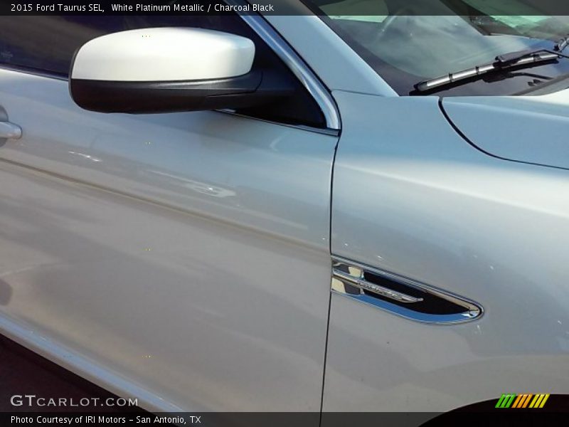 White Platinum Metallic / Charcoal Black 2015 Ford Taurus SEL