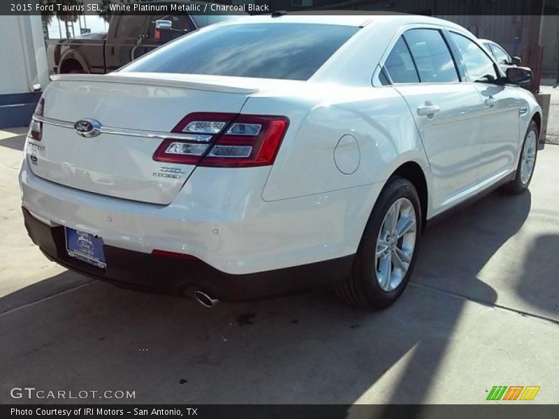 White Platinum Metallic / Charcoal Black 2015 Ford Taurus SEL