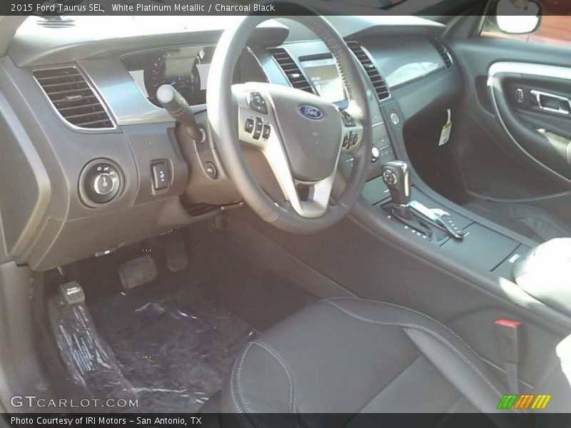 White Platinum Metallic / Charcoal Black 2015 Ford Taurus SEL