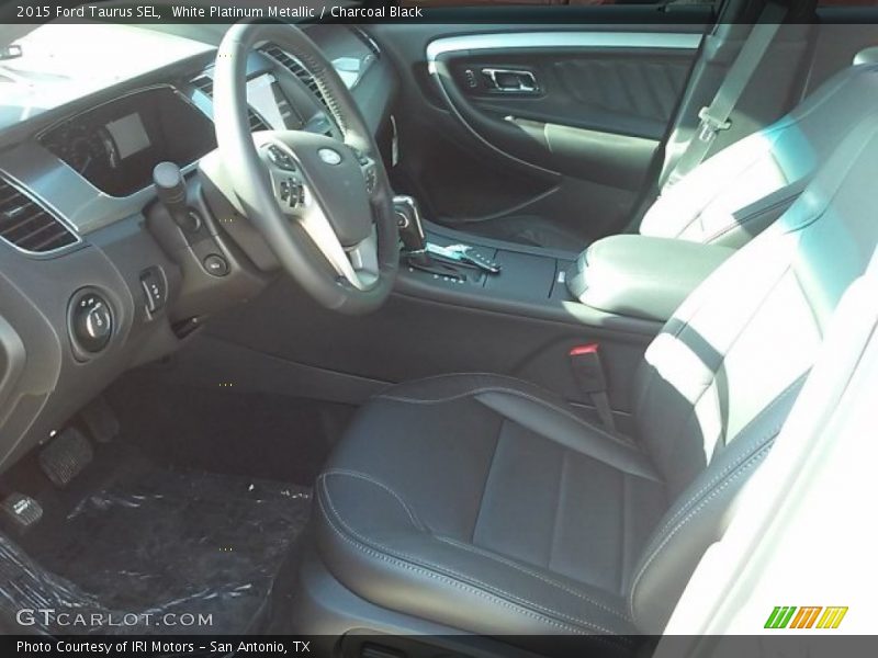 White Platinum Metallic / Charcoal Black 2015 Ford Taurus SEL