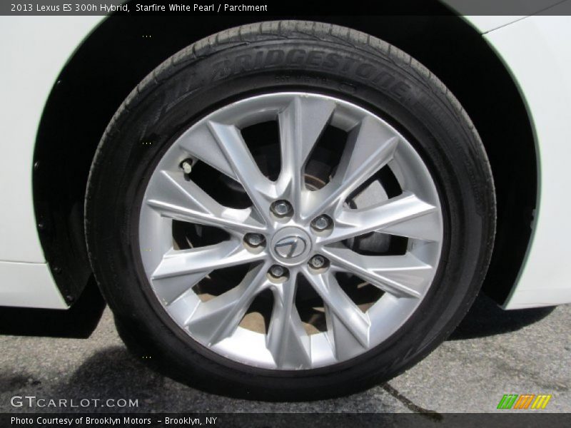 Starfire White Pearl / Parchment 2013 Lexus ES 300h Hybrid