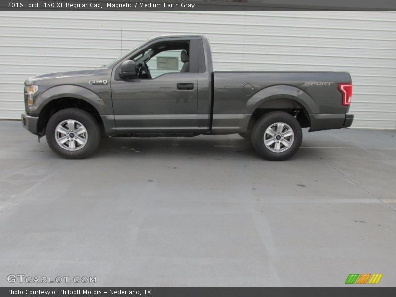 Magnetic / Medium Earth Gray 2016 Ford F150 XL Regular Cab