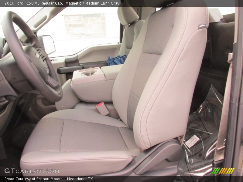 Magnetic / Medium Earth Gray 2016 Ford F150 XL Regular Cab