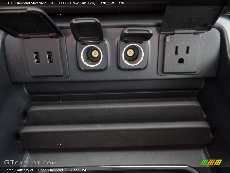 Black / Jet Black 2016 Chevrolet Silverado 3500HD LTZ Crew Cab 4x4