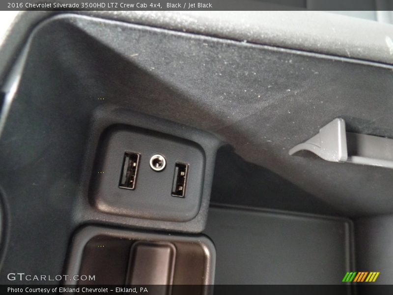 Black / Jet Black 2016 Chevrolet Silverado 3500HD LTZ Crew Cab 4x4