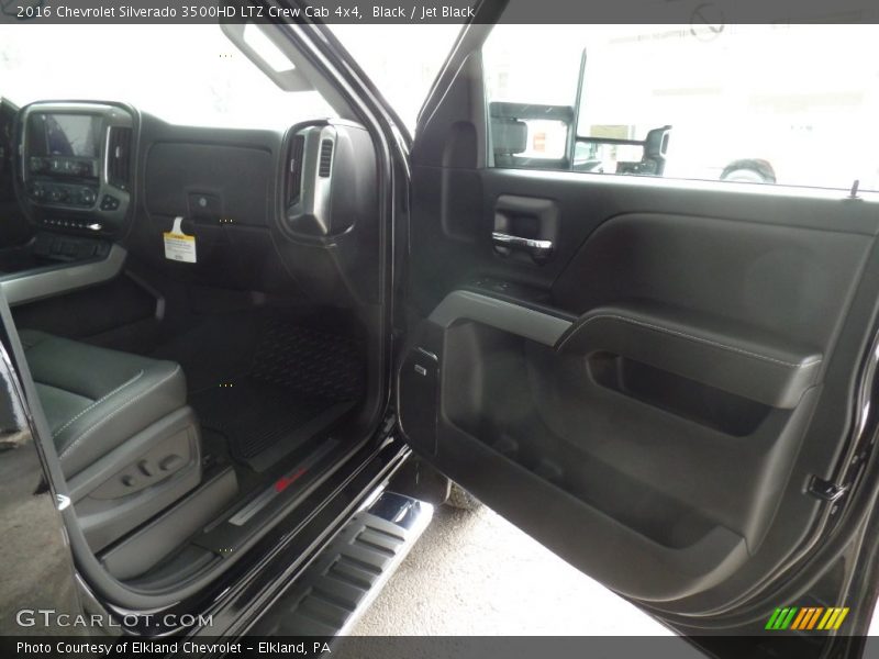 Black / Jet Black 2016 Chevrolet Silverado 3500HD LTZ Crew Cab 4x4