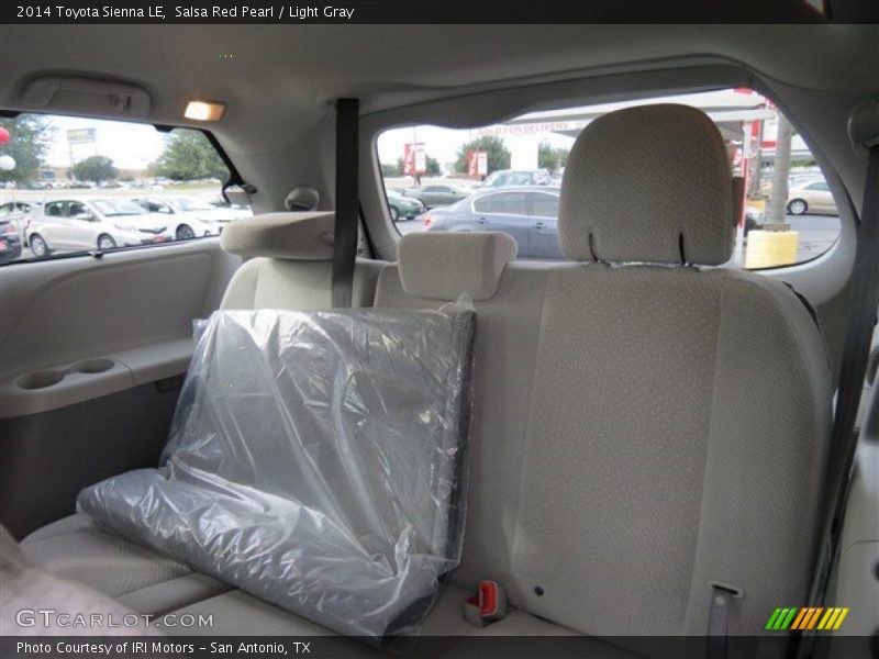 Salsa Red Pearl / Light Gray 2014 Toyota Sienna LE