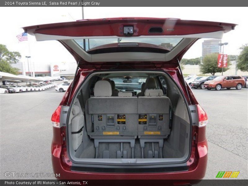 Salsa Red Pearl / Light Gray 2014 Toyota Sienna LE