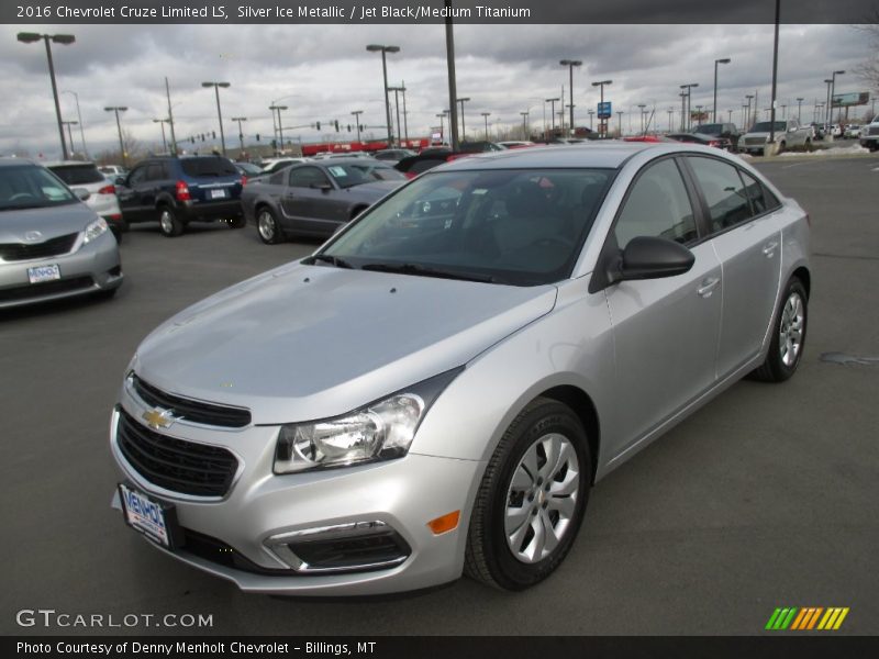 Silver Ice Metallic / Jet Black/Medium Titanium 2016 Chevrolet Cruze Limited LS