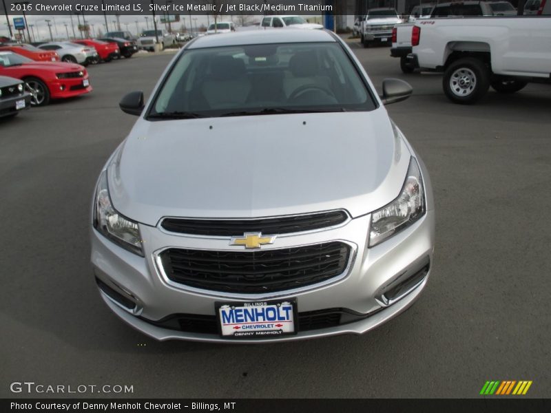 Silver Ice Metallic / Jet Black/Medium Titanium 2016 Chevrolet Cruze Limited LS
